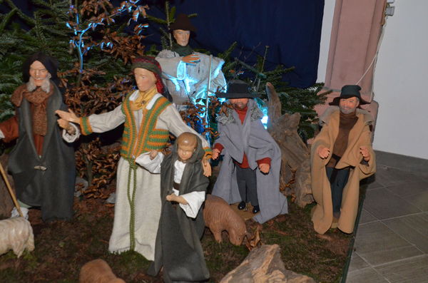 Weihnachtliche Krippenfiguren