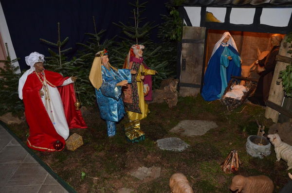 Weihnachtliche Krippenfiguren