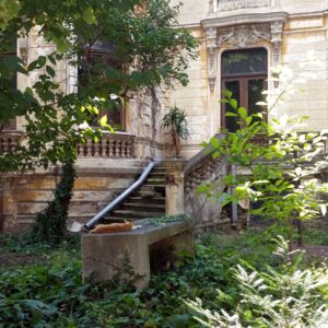 Verfallende Häuser in Bukarest